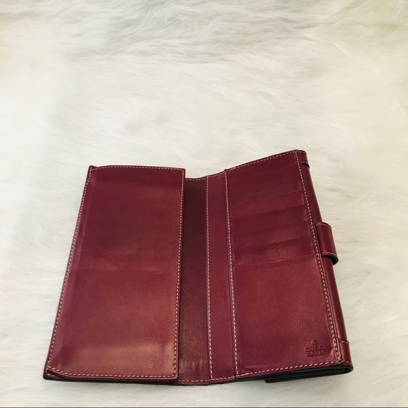 GUCCI Leather Bifold Maroon Wallet - Picture 3 of 7